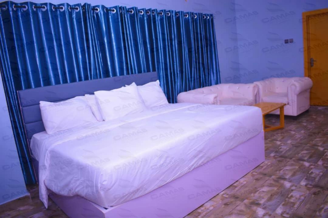 Camas Hotel & Suite Asero Abeokuta Bagian luar foto